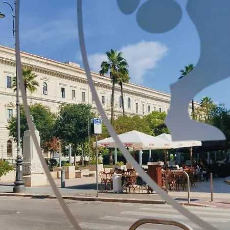 Nicolai63 ゲストハウス バーリ